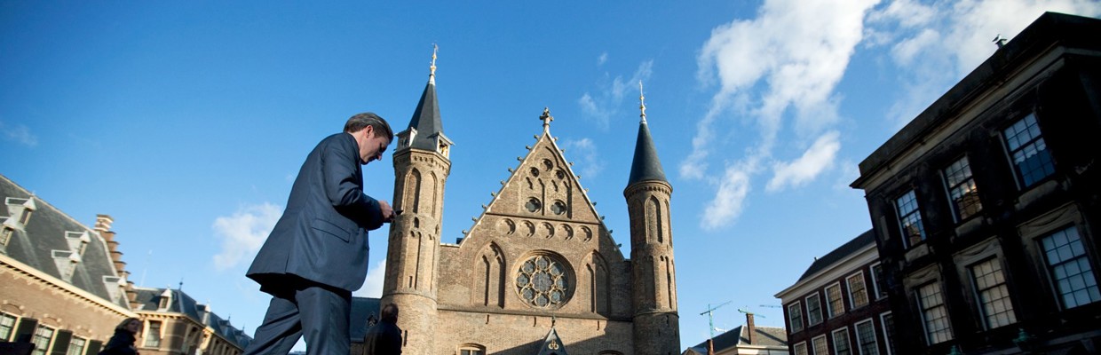 UV00534 Binnenhof 1600X900